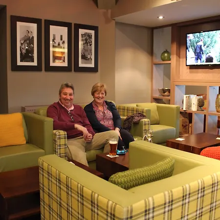 Holiday Inn Express Edinburgh Airport By Ihg-3